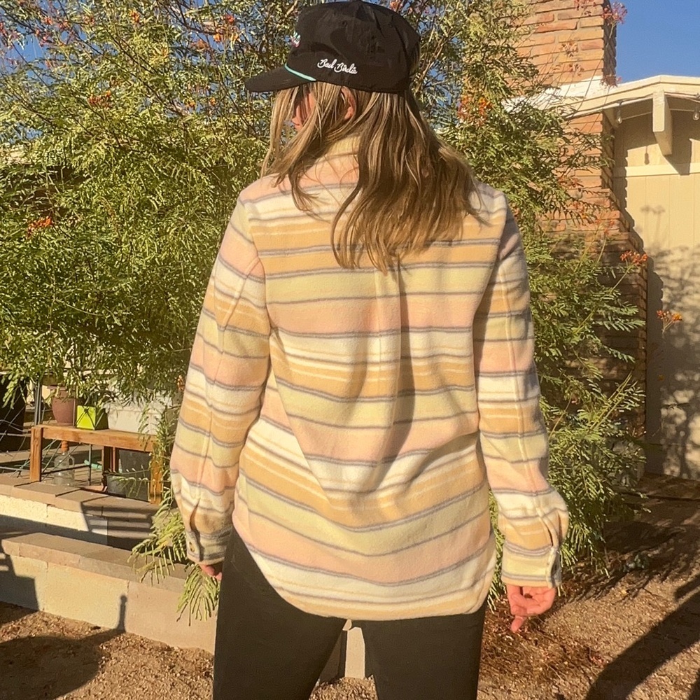 NWOT Billabong Stripped Fleece Flannel - Picture 7 of 14